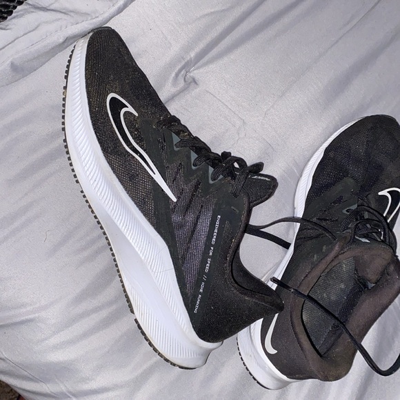 Nike running shoes - Picture 5 of 5